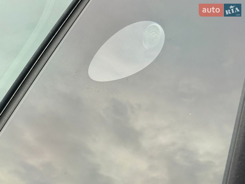 Позашляховик / Кросовер Tesla Model Y 2024 в Чернівцях фото 39 Позашляховик / Кросовер Tesla Model Y 2024 в Чернівцях