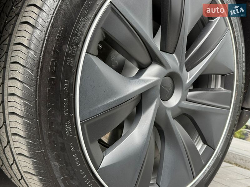 Позашляховик / Кросовер Tesla Model Y 2024 в Чернівцях фото 55 Позашляховик / Кросовер Tesla Model Y 2024 в Чернівцях