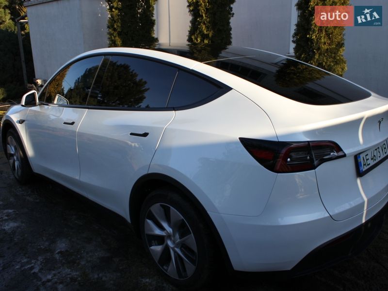 Внедорожник / Кроссовер Tesla Model Y 2024 в Днепре фото 17 Внедорожник / Кроссовер Tesla Model Y 2024 в Днепре
