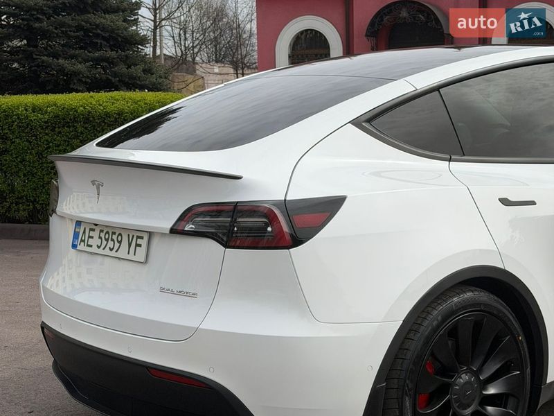 Внедорожник / Кроссовер Tesla Model Y 2022 в Каменском