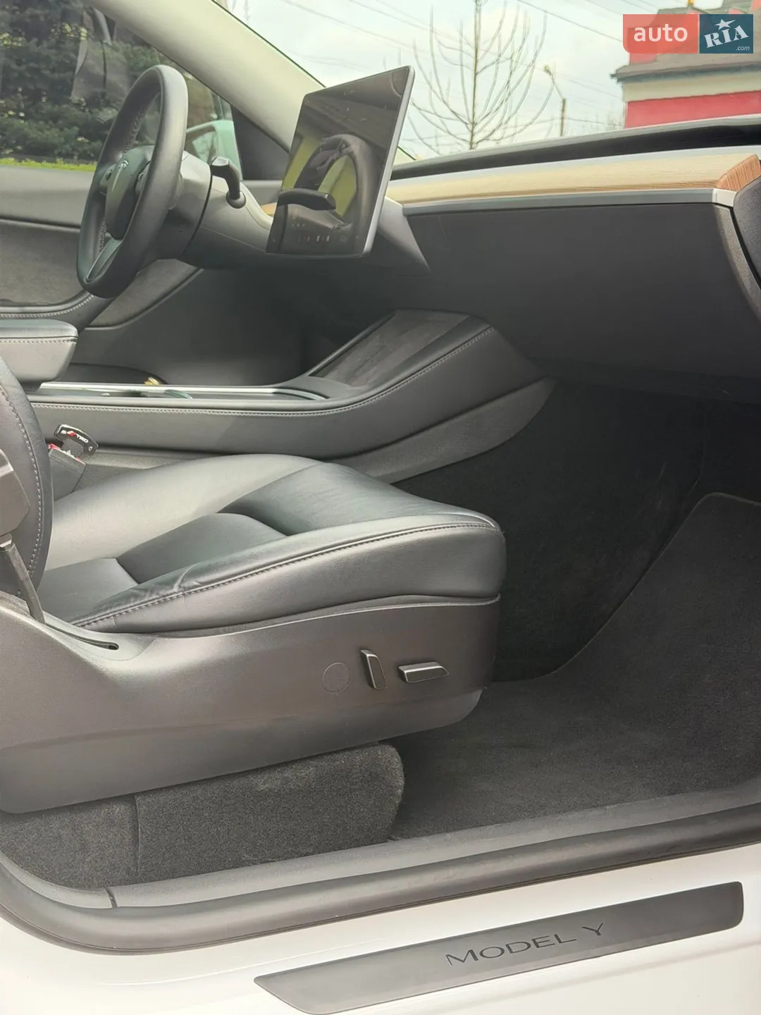 2022 Tesla Model Y - мініатюра 24