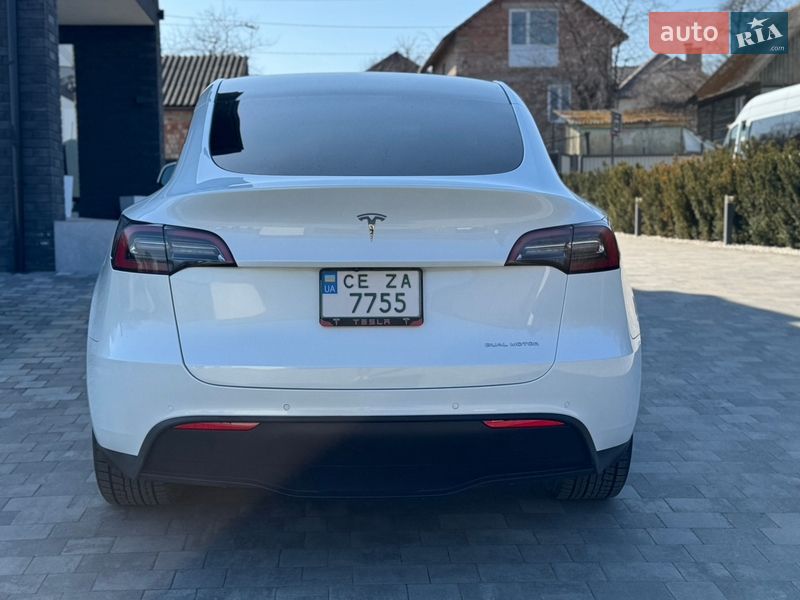 Позашляховик / Кросовер Tesla Model Y 2021 в Чернівцях фото 6 Позашляховик / Кросовер Tesla Model Y 2021 в Чернівцях