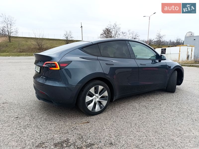 Позашляховик / Кросовер Tesla Model Y 2020 в Харкові