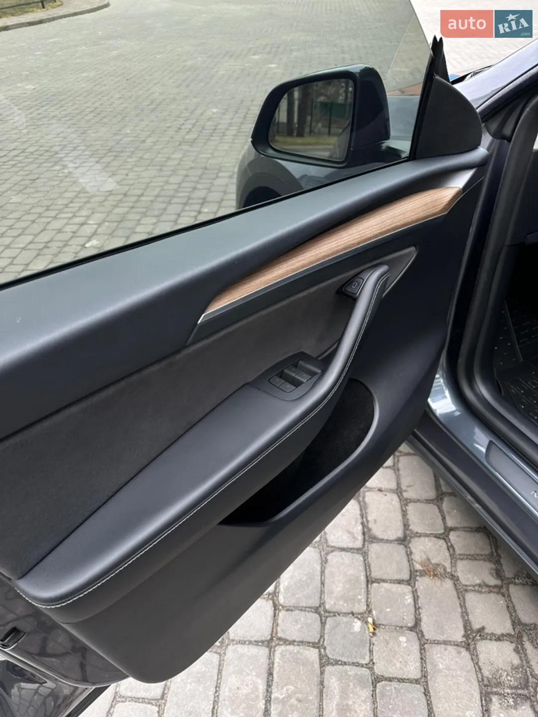 2023 Tesla Model Y - мініатюра 35