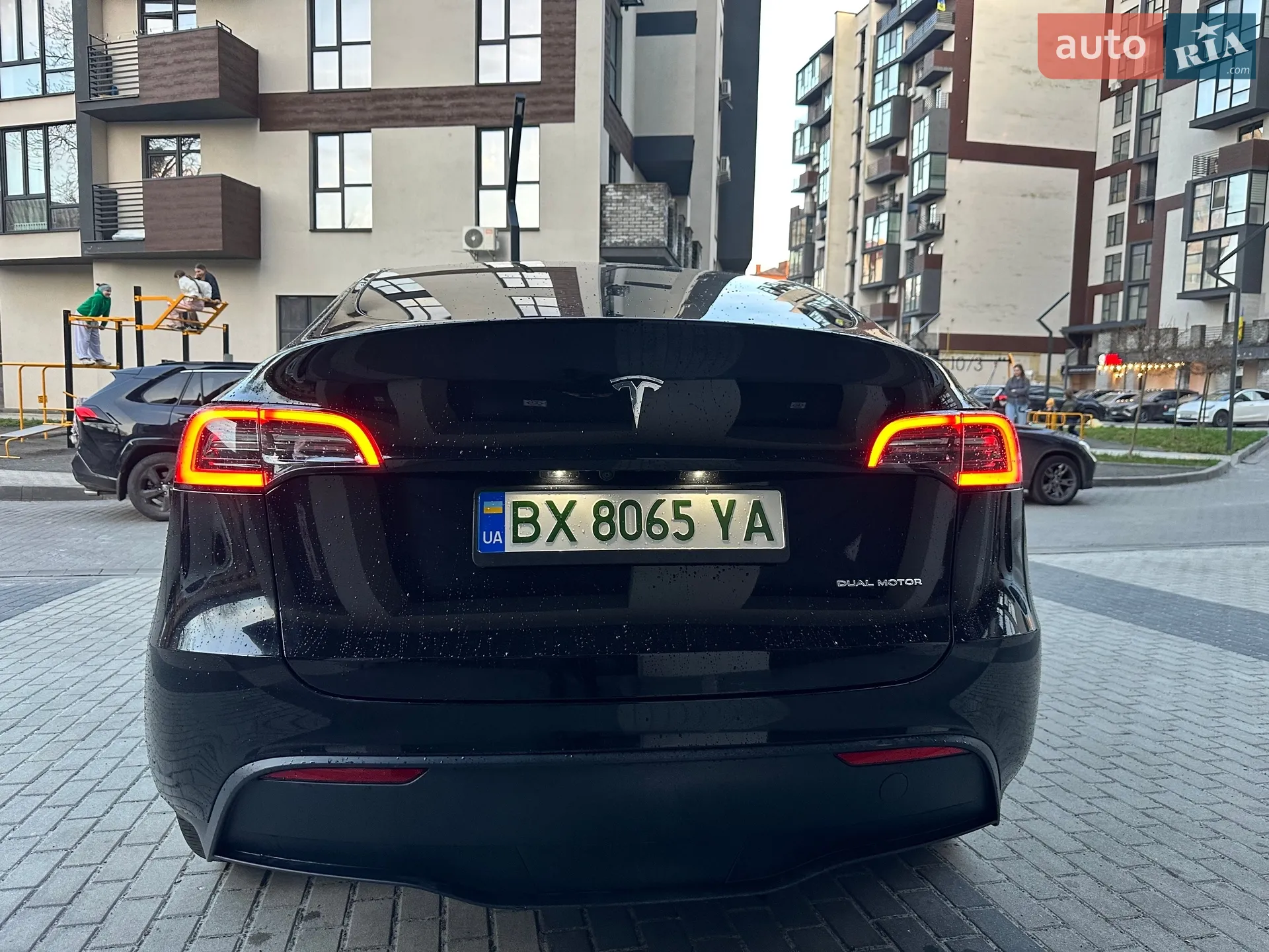 2022 Tesla Model Y - мініатюра 10