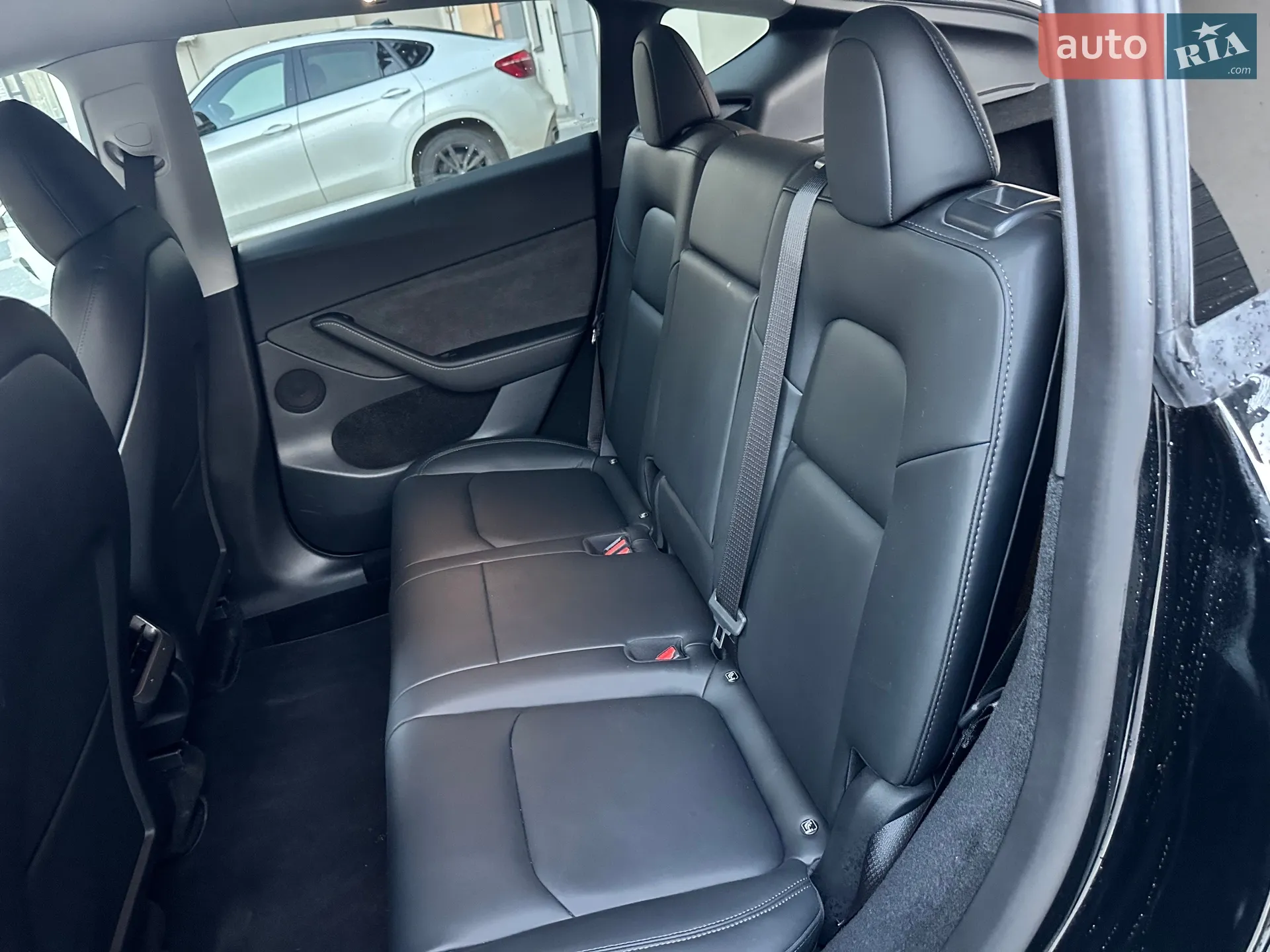 2022 Tesla Model Y - мініатюра 17