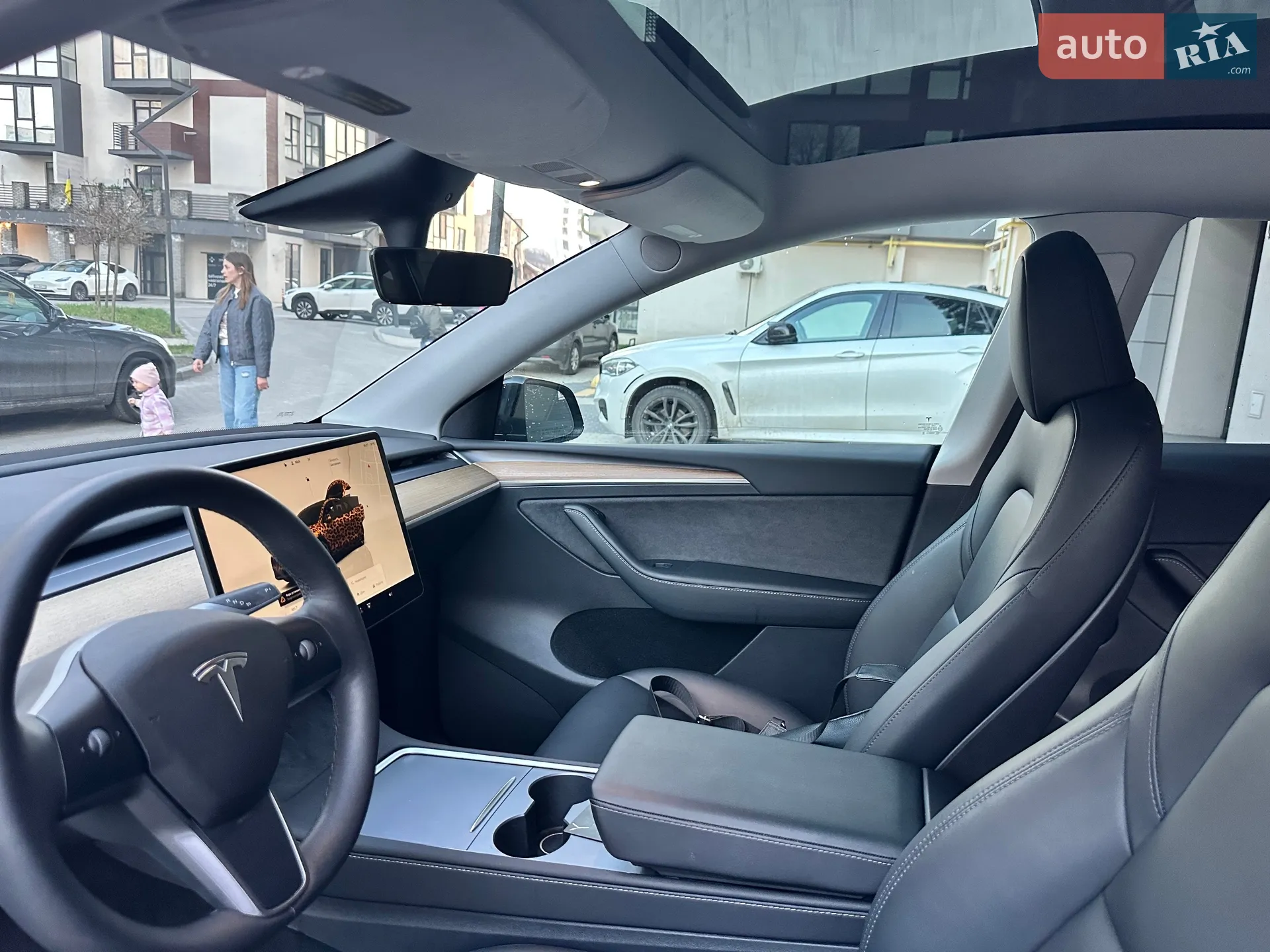 2022 Tesla Model Y - мініатюра 21