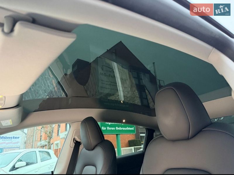 Внедорожник / Кроссовер Tesla Model Y 2023 в Березане фото 4 Внедорожник / Кроссовер Tesla Model Y 2023 в Березане