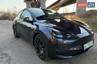 Внедорожник / Кроссовер Tesla Model Y 2024 в Киеве