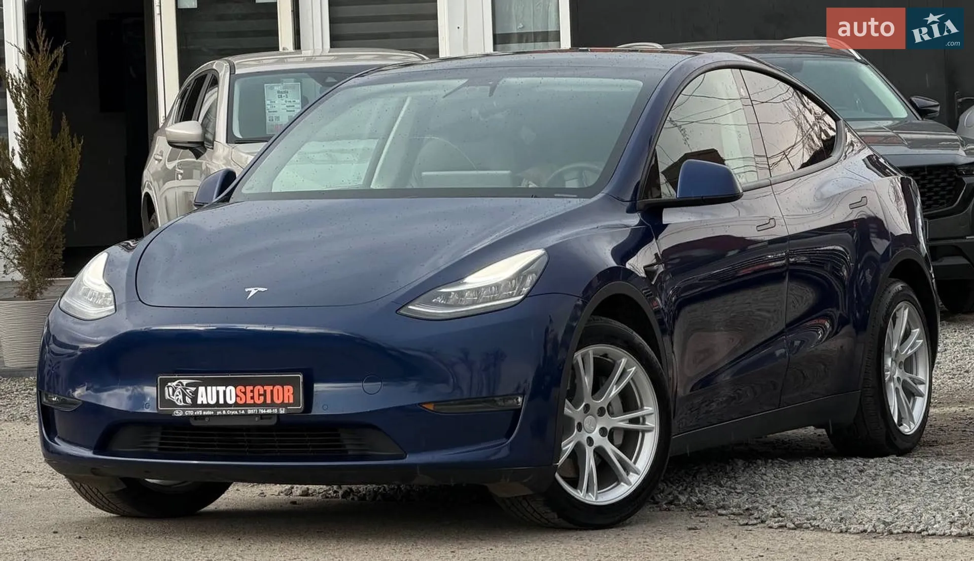 2020 Tesla Model Y - мініатюра 2