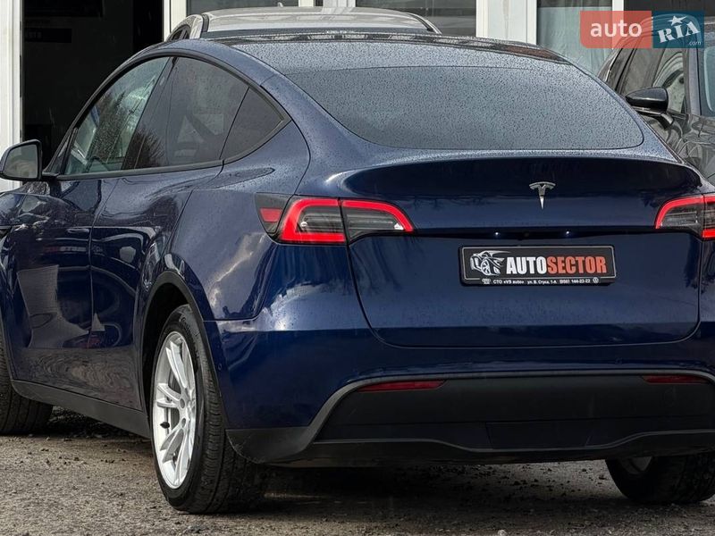 Позашляховик / Кросовер Tesla Model Y 2020 в Харкові