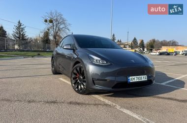 Позашляховик / Кросовер Tesla Model Y 2020 в Житомирі фото 2 Позашляховик / Кросовер Tesla Model Y 2020 в Житомирі