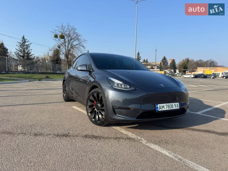 Позашляховик / Кросовер Tesla Model Y 2020 в Житомирі фото 2 Позашляховик / Кросовер Tesla Model Y 2020 в Житомирі