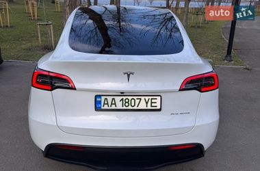 Внедорожник / Кроссовер Tesla Model Y 2025 в Киеве