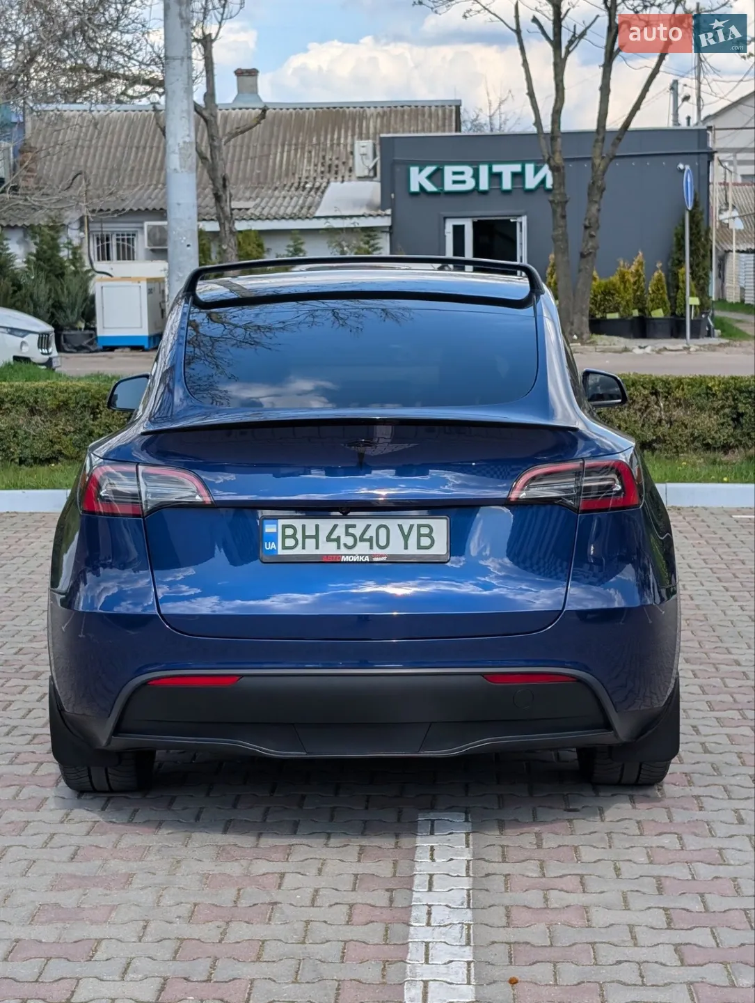 2024 Tesla Model Y - мініатюра 23
