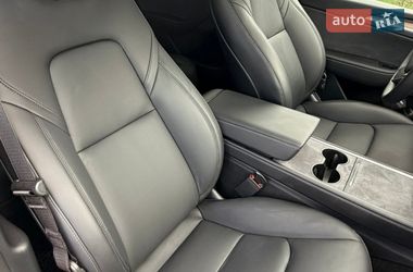 Внедорожник / Кроссовер Tesla Model Y 2024 в Харькове