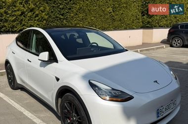 Внедорожник / Кроссовер Tesla Model Y 2021 в Львове