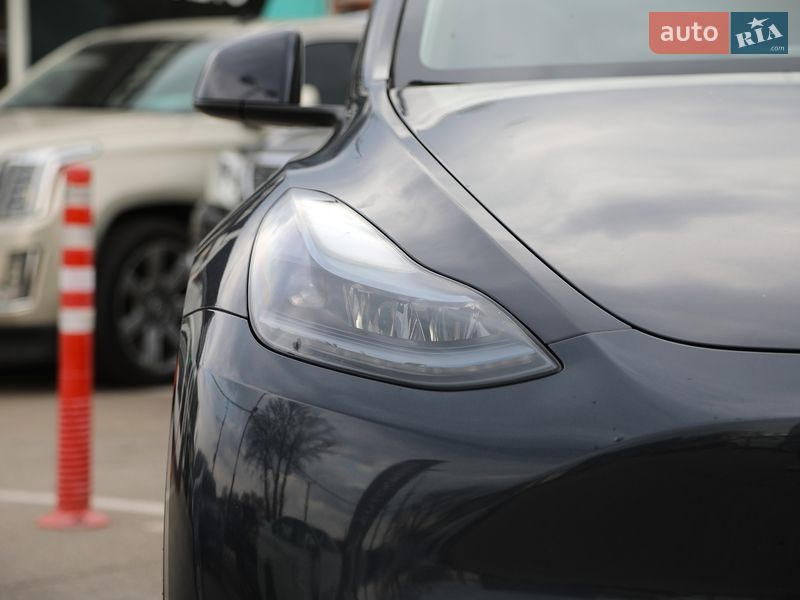 Внедорожник / Кроссовер Tesla Model Y 2024 в Харькове