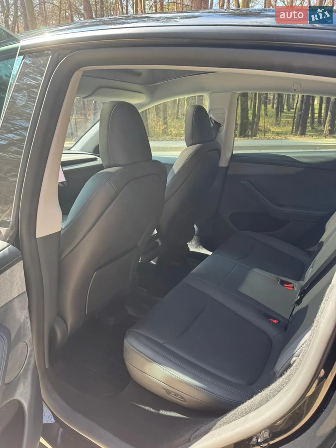 2025 Tesla Model Y - мініатюра 14
