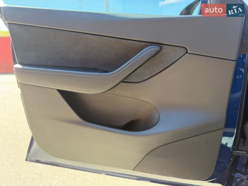 Внедорожник / Кроссовер Tesla Model Y 2021 в Киеве фото 16 Внедорожник / Кроссовер Tesla Model Y 2021 в Киеве