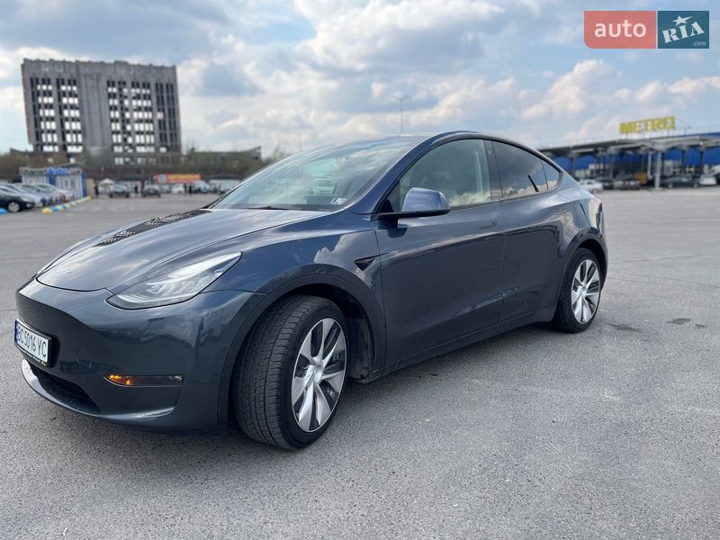 Внедорожник / Кроссовер Tesla Model Y 2021 в Львове