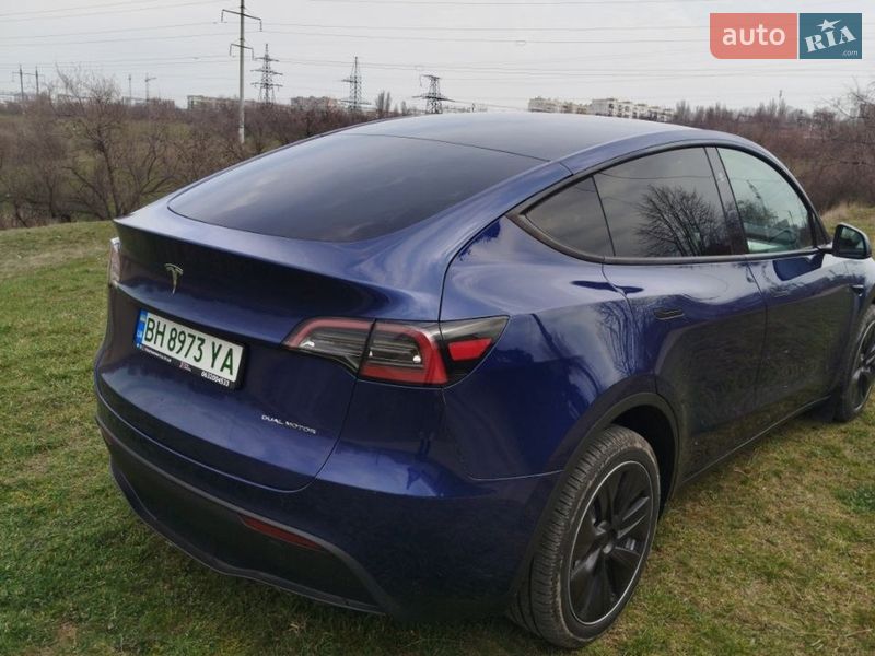 Внедорожник / Кроссовер Tesla Model Y 2024 в Одессе