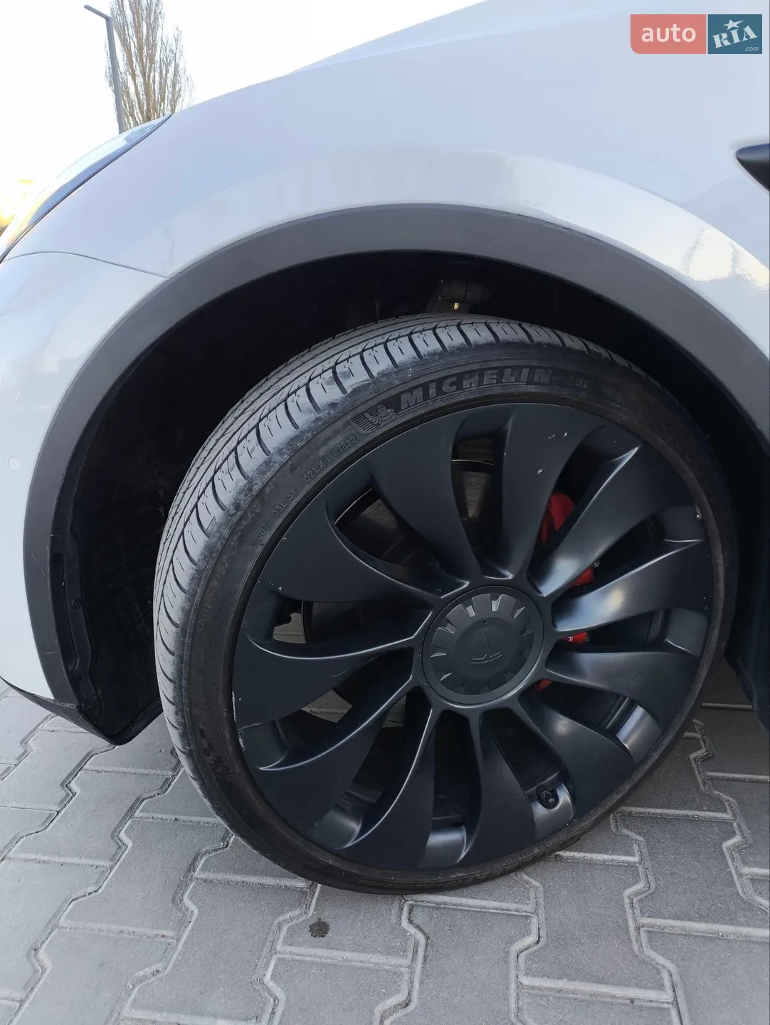2022 Tesla Model Y - мініатюра 5
