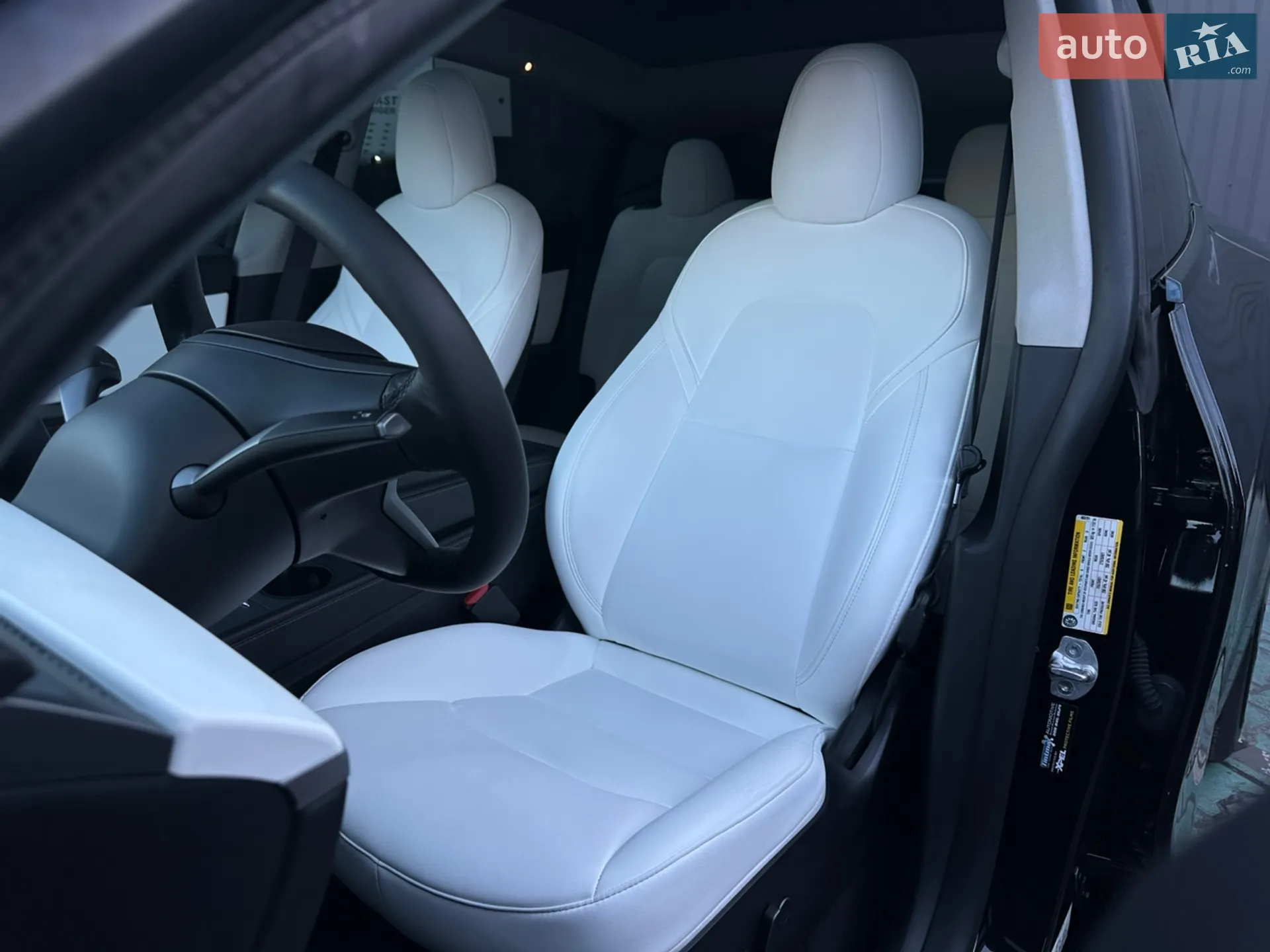 2022 Tesla Model Y - мініатюра 37