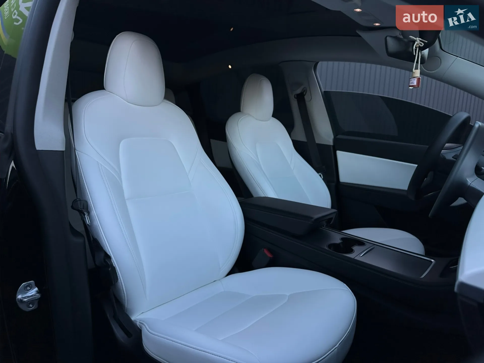 2022 Tesla Model Y - мініатюра 42
