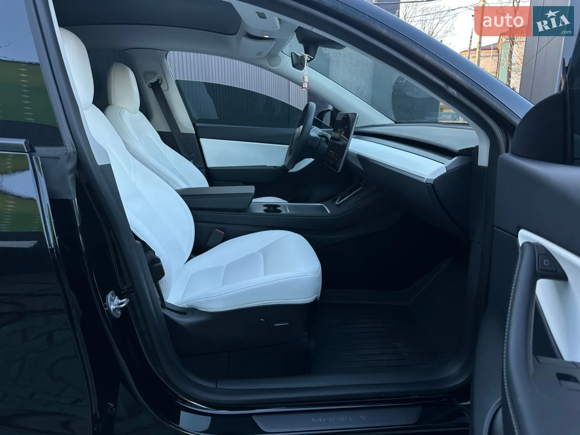 2022 Tesla Model Y - мініатюра 46