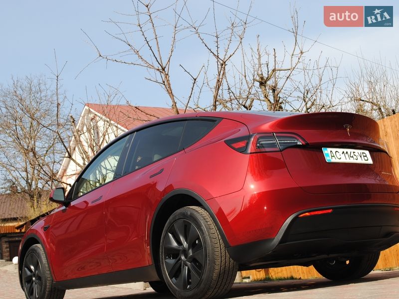 Позашляховик / Кросовер Tesla Model Y 2024 в Луцьку фото 10 Позашляховик / Кросовер Tesla Model Y 2024 в Луцьку