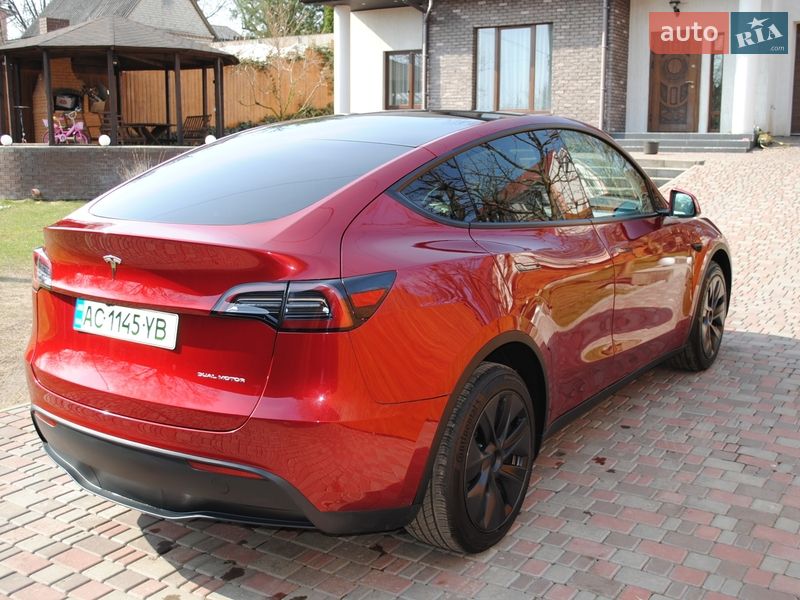 Позашляховик / Кросовер Tesla Model Y 2024 в Луцьку фото 14 Позашляховик / Кросовер Tesla Model Y 2024 в Луцьку