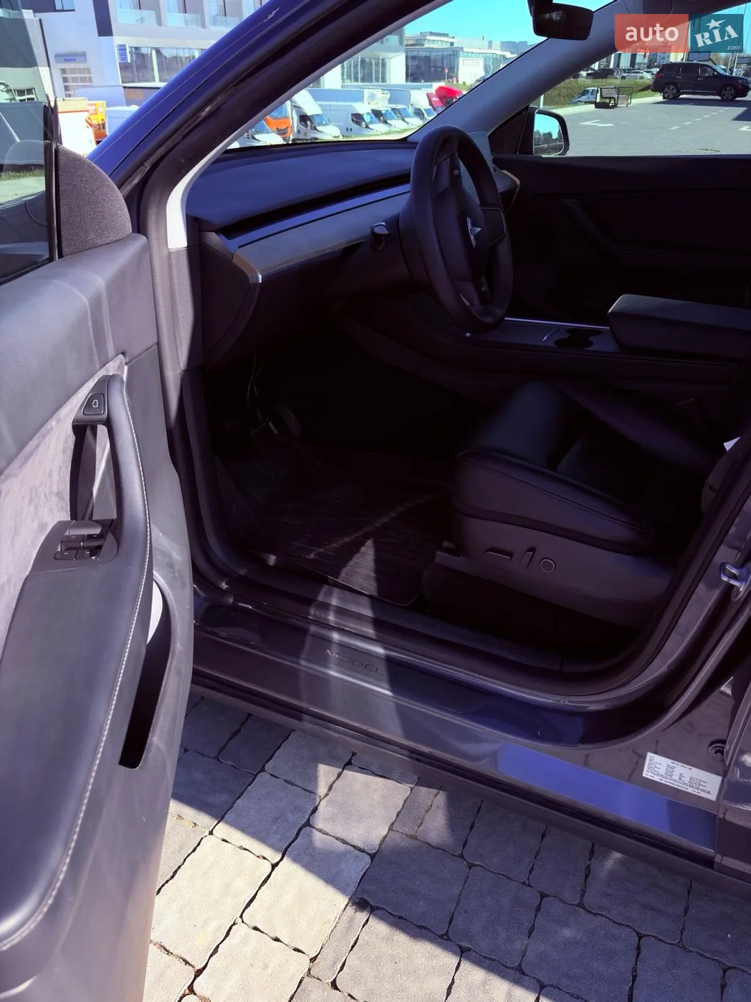 2022 Tesla Model Y - мініатюра 23