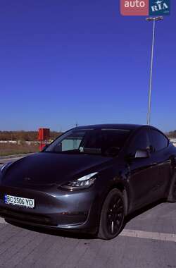 Позашляховик / Кросовер Tesla Model Y 2022 в Львові