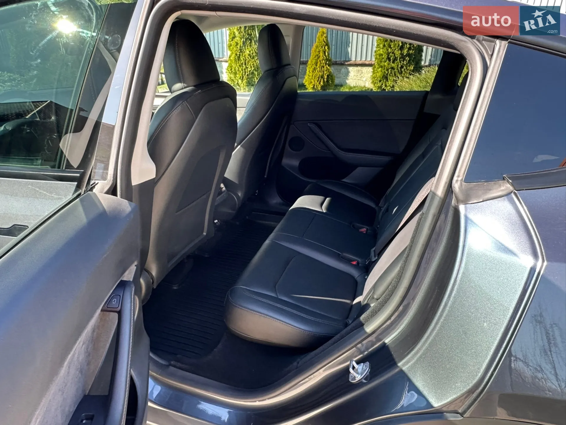 2023 Tesla Model Y - мініатюра 10