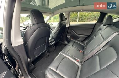 Позашляховик / Кросовер Tesla Model Y 2021 в Києві