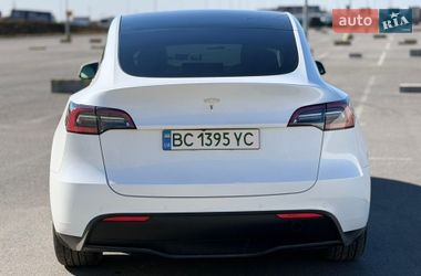 Внедорожник / Кроссовер Tesla Model Y 2021 в Львове
