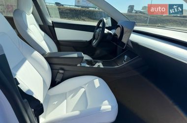 Внедорожник / Кроссовер Tesla Model Y 2021 в Львове