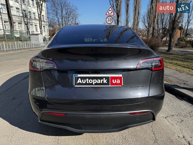 Внедорожник / Кроссовер Tesla Model Y 2024 в Киеве фото 8 Внедорожник / Кроссовер Tesla Model Y 2024 в Киеве