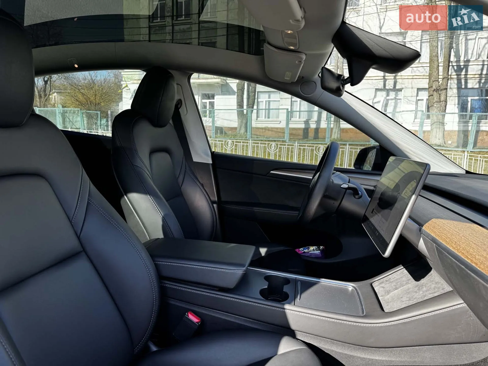 2024 Tesla Model Y - мініатюра 38