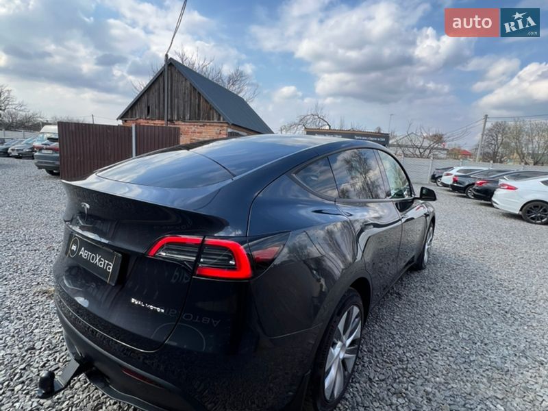 Внедорожник / Кроссовер Tesla Model Y 2025 в Дергачах