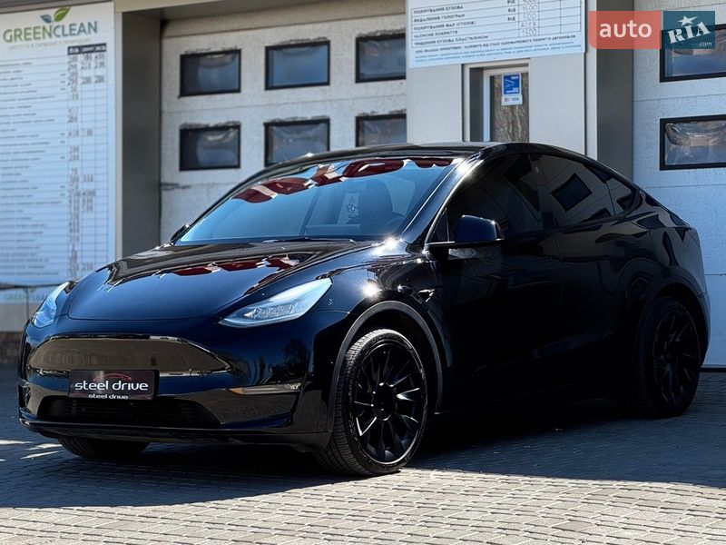 Позашляховик / Кросовер Tesla Model Y 2021 в Миколаєві