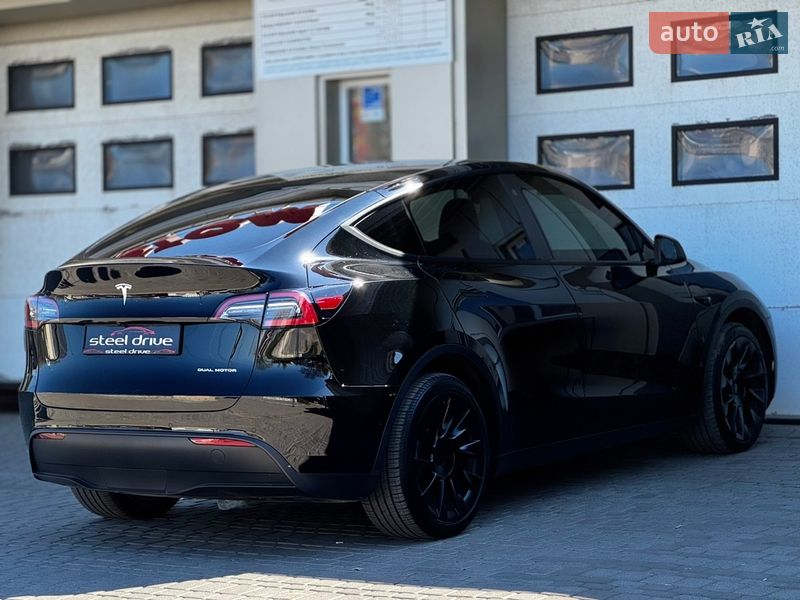 Позашляховик / Кросовер Tesla Model Y 2021 в Миколаєві