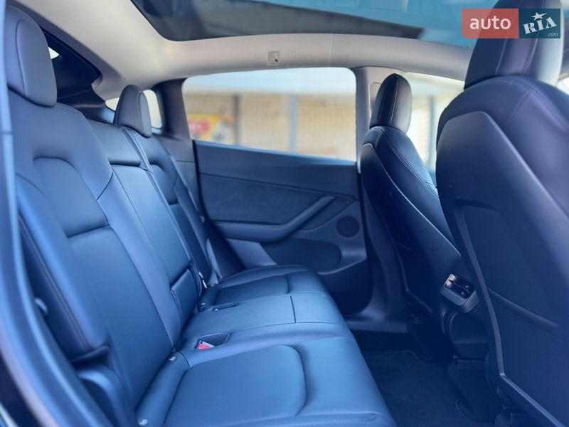 Позашляховик / Кросовер Tesla Model Y 2021 в Миколаєві