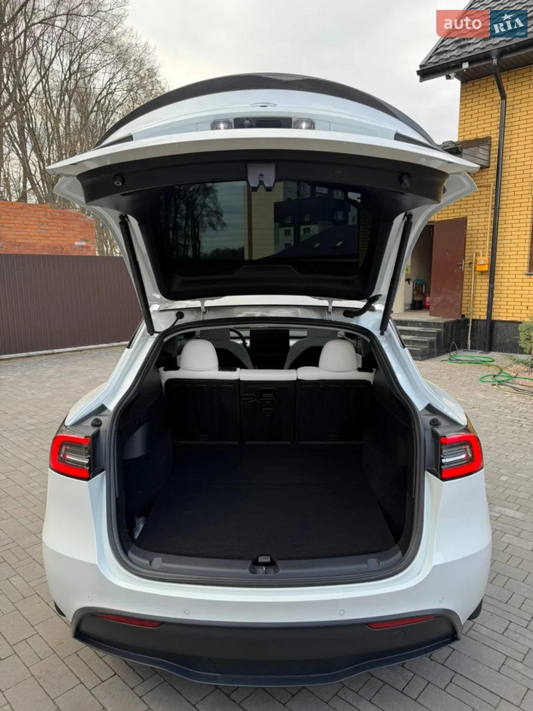 2022 Tesla Model Y - мініатюра 27