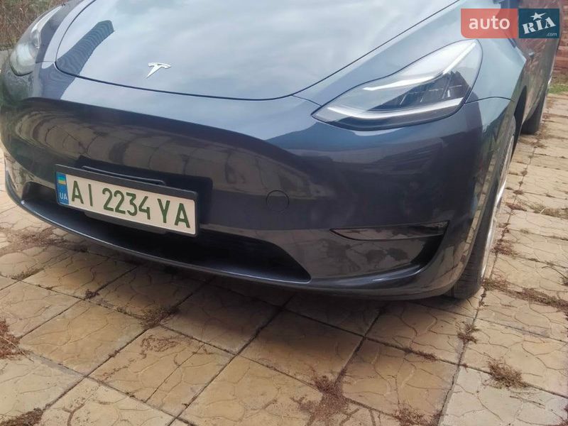 Внедорожник / Кроссовер Tesla Model Y 2023 в Переяславе