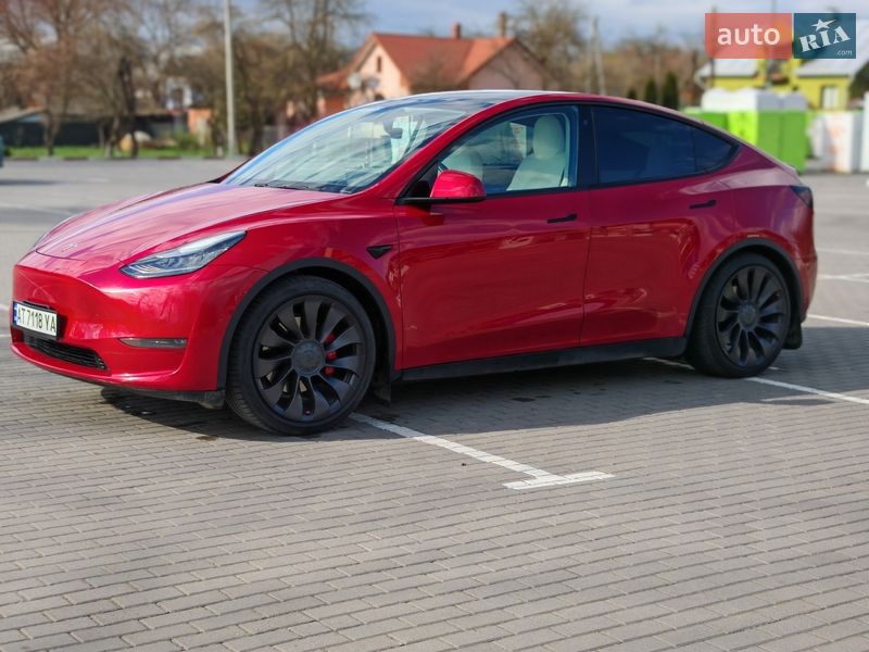Позашляховик / Кросовер Tesla Model Y 2020 в Коломиї фото 13 Позашляховик / Кросовер Tesla Model Y 2020 в Коломиї