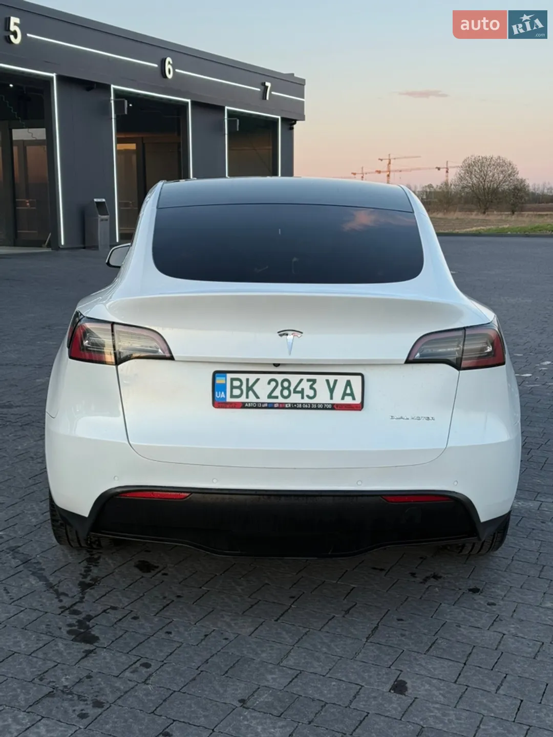 2020 Tesla Model Y - мініатюра 13