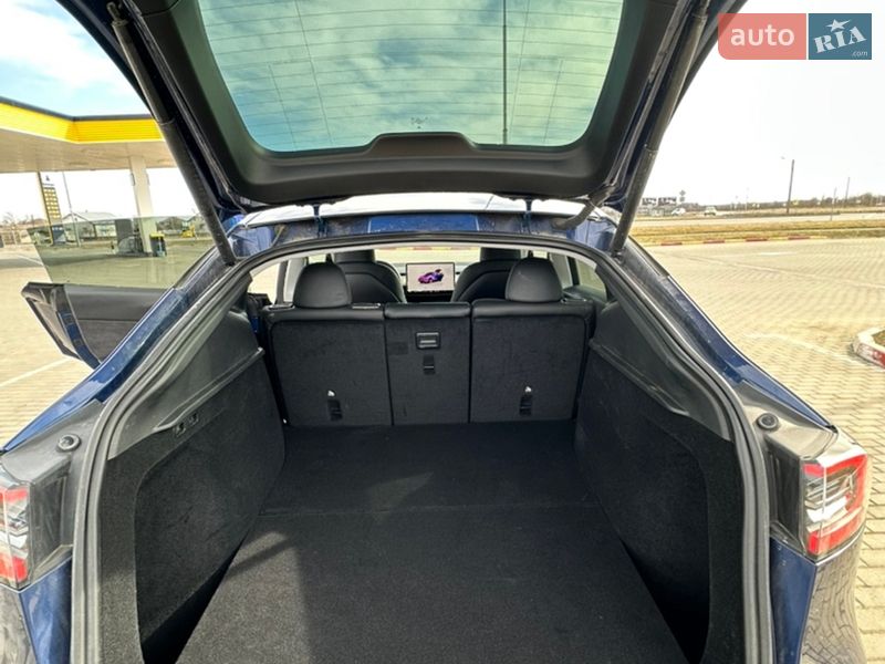 Внедорожник / Кроссовер Tesla Model Y 2023 в Ивано-Франковске фото 12 Внедорожник / Кроссовер Tesla Model Y 2023 в Ивано-Франковске