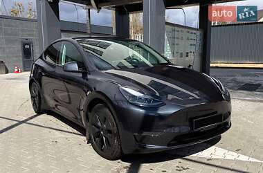 Внедорожник / Кроссовер Tesla Model Y 2024 в Киеве